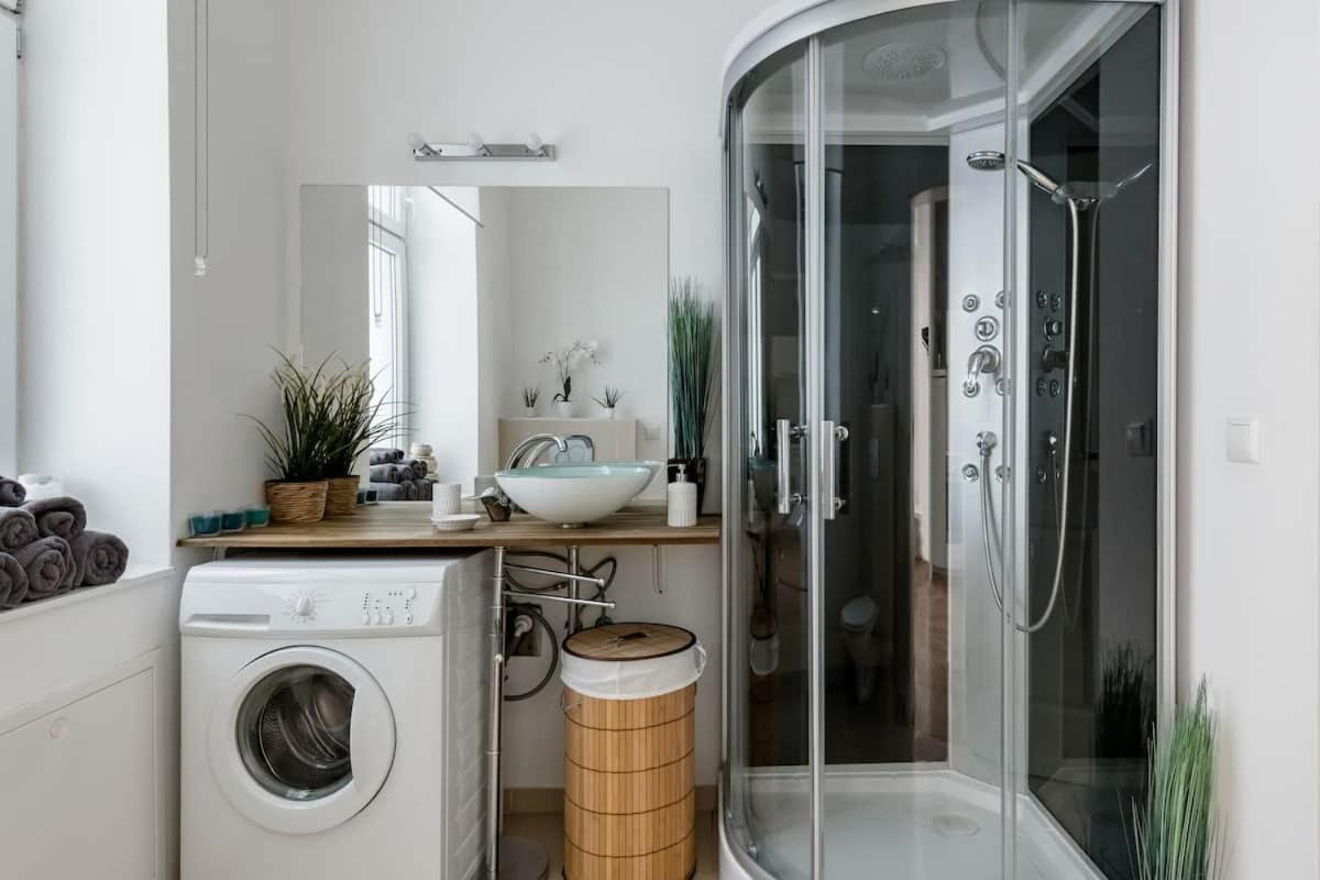 ⍟Luxurious And Spacious⍟ 5 Min Walk To City Center Viena Exterior foto